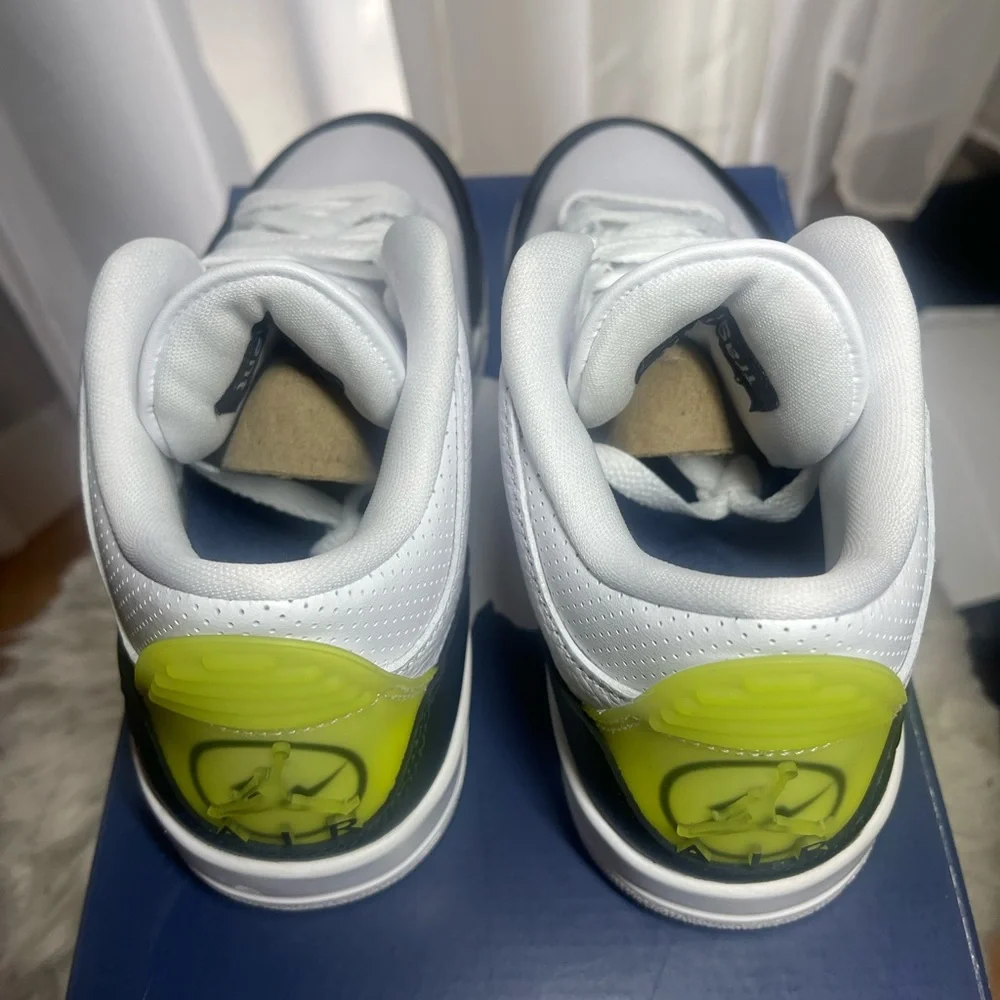 Deadstock Air Jordan 3 Retro SP 